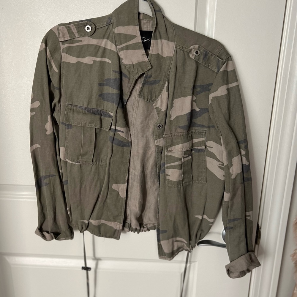 Rails Camo Lightweight Jacket, Size Xs - image 1